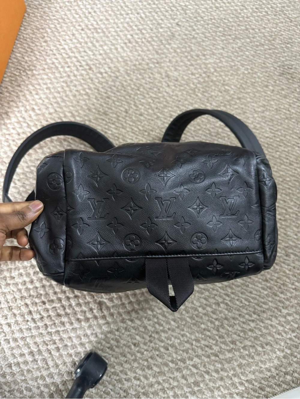 New Louis Vuitton Calfskin Monogramw Shadow Discovery Backpack in Black